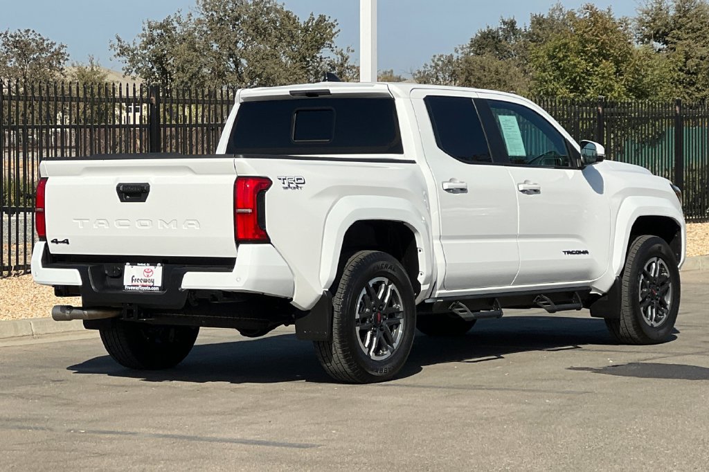 Certified 2026 Toyota Tacoma TRD Sport w/ TRD Sport Upgrade Package AWD/4WD image 5