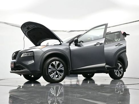 Used 2023 Nissan Rogue SV image 55