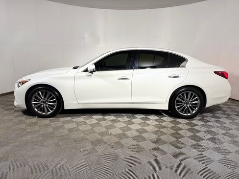 Used 2023 INFINITI Q50 Luxe AWD/4WD image 3