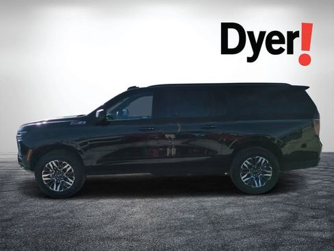 Certified 2025 Chevrolet Suburban Z71 image 7