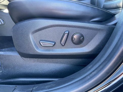 Used 2023 Ford Edge SEL image 23