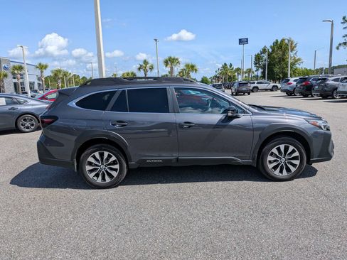 Certified 2024 Subaru Outback Limited XT AWD/4WD image 3