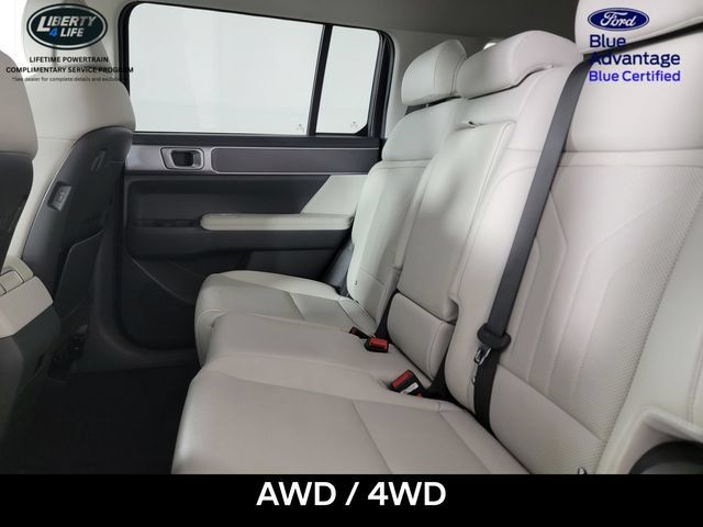 Used 2024 Hyundai Santa Fe SEL AWD/4WD image 15