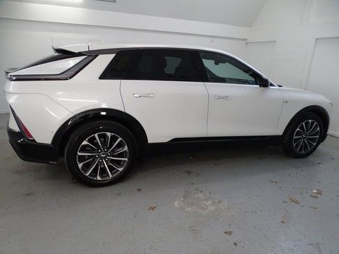 Certified 2024 Cadillac Lyriq Sport image 22