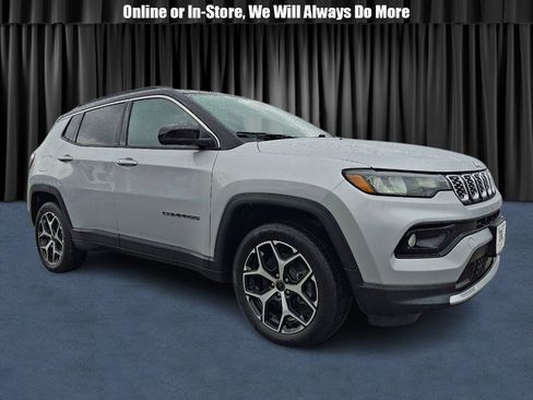 Certified 2025 Jeep Compass Limited AWD/4WD image 1