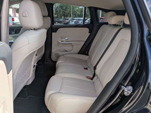 Used 2021 Mercedes-Benz GLA 250 w/ Premium Package image 14