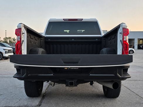 Certified 2024 Chevrolet Silverado 2500 Custom w/ Custom Value Package AWD/4WD image 7