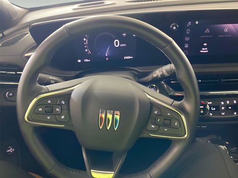 Used 2025 Buick Envista Sport Touring w/ Experience Buick Package FWD image 42