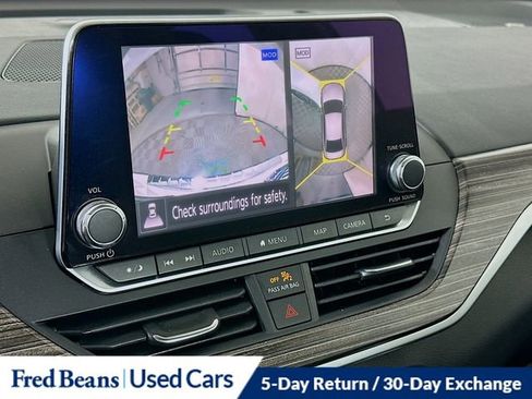 Used 2019 Nissan Altima 2.5 Platinum image 16