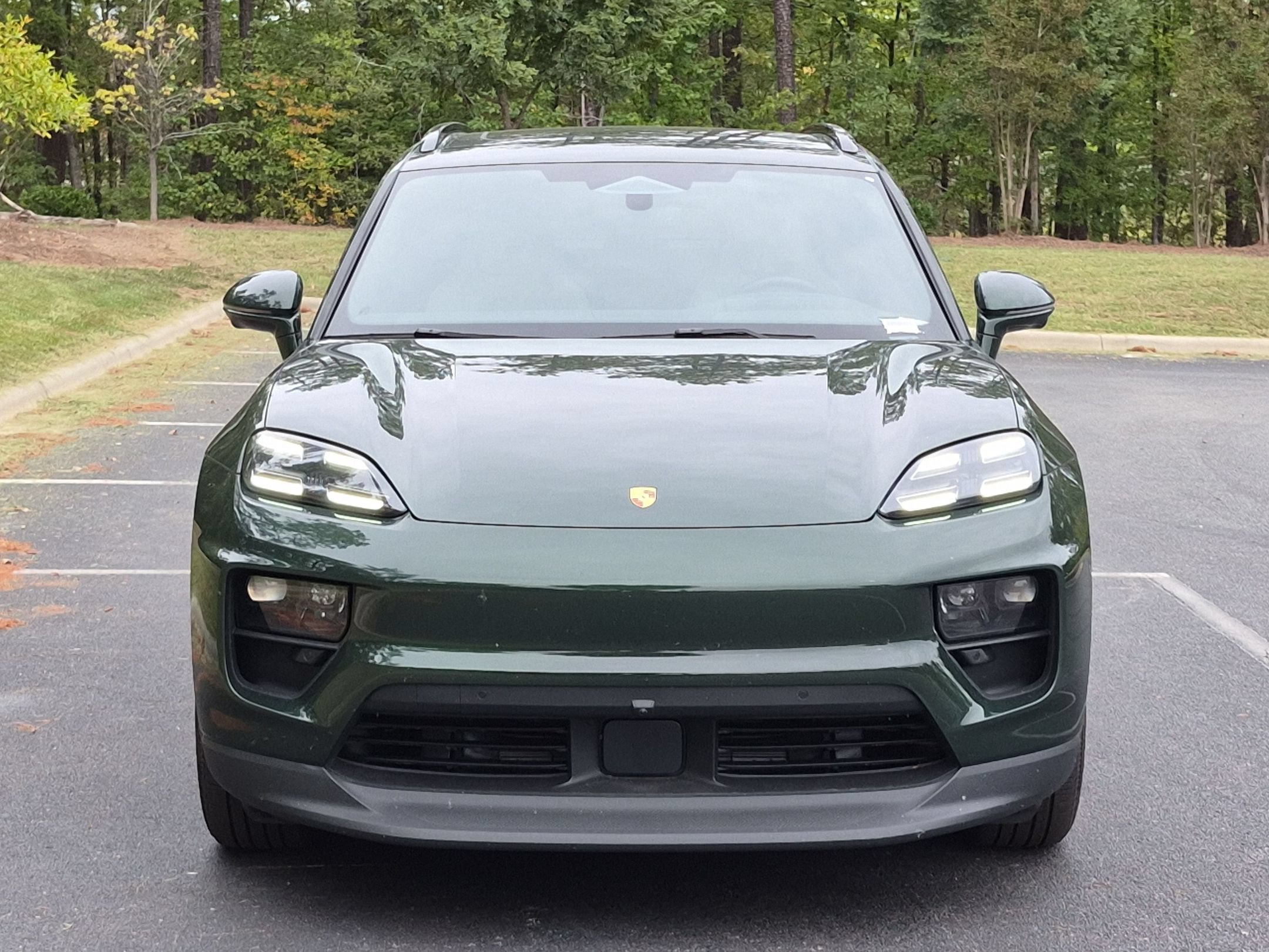 Certified 2026 Porsche Macan 4 Electric AWD/4WD image 27