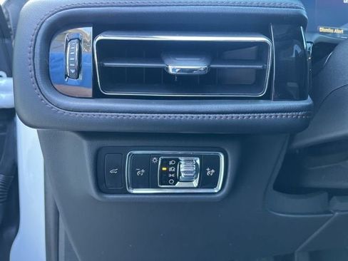 Certified 2024 Lincoln Aviator AWD w/ Premium Package image 43