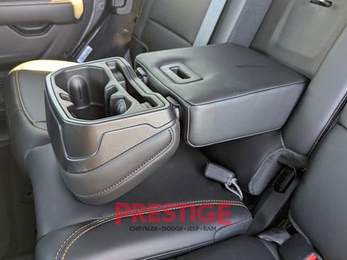 New 2025 Jeep Wrangler Rubicon 392 image 27