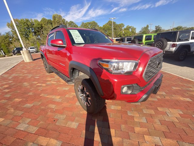 Used 2022 Toyota Tacoma TRD Off-Road w/ Technology Package AWD/4WD image 38