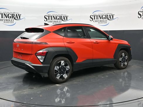 Used 2025 Hyundai Kona SEL FWD image 7