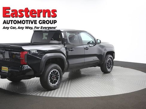 Used 2025 Toyota Tacoma TRD Off-Road AWD/4WD image 39