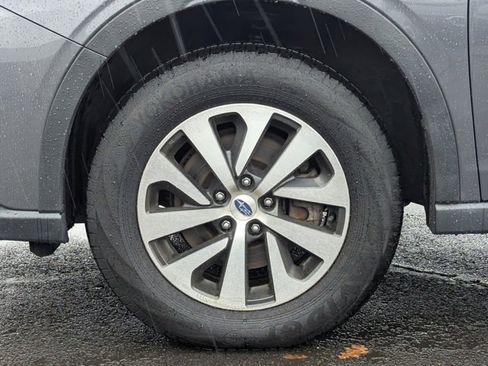 Used 2021 Subaru Outback Premium image 36