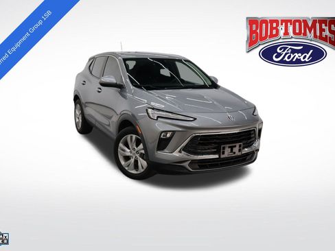 Used 2024 Buick Encore GX Preferred w/ Comfort Package image 1