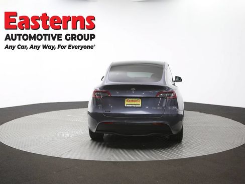 Used 2021 Tesla Model Y Long Range AWD/4WD image 31