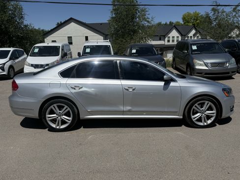 Used 2013 Volkswagen Passat TDI SEL Premium FWD image 3
