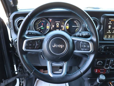 Used 2022 Jeep Wrangler Unlimited Rubicon 4xe image 27