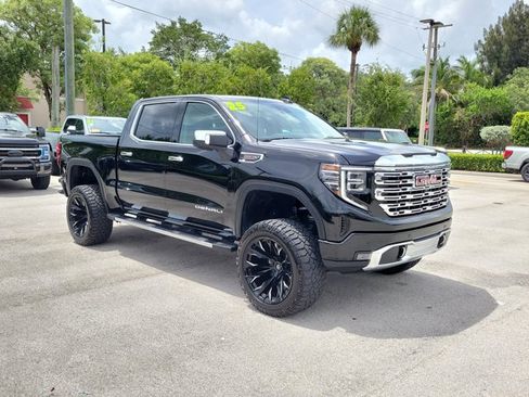 Used 2025 GMC Sierra 1500 Denali AWD/4WD image 35