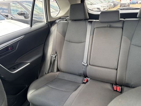 Used 2025 Toyota RAV4 LE image 38
