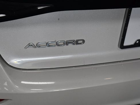 Used 2024 Honda Accord Sport image 4