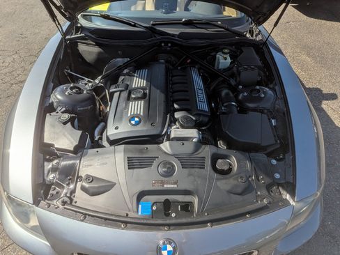 Used 2008 BMW Z4 3.0i image 41