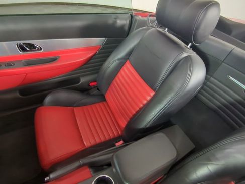 Used 2002 Ford Thunderbird Base image 19