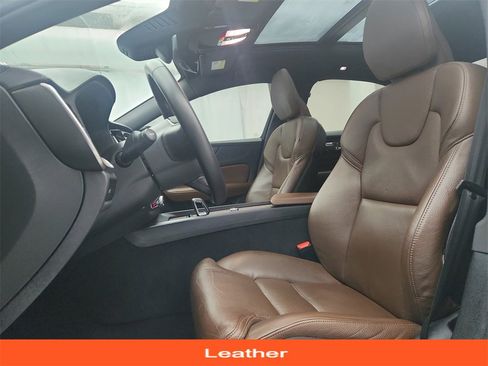 Used 2024 Volvo S60 B5 Ultimate image 12