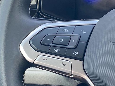 Certified 2025 Volkswagen Taos S image 6