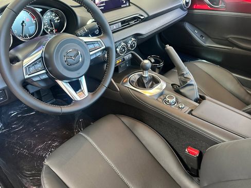 New 2025 MAZDA MX-5 Miata RF Grand Touring image 12