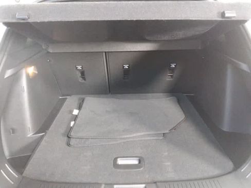 Used 2024 Chevrolet Trax RS w/ Sunroof Package image 22