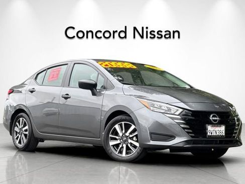 Certified 2025 Nissan Versa S w/ S Plus Package FWD image 1