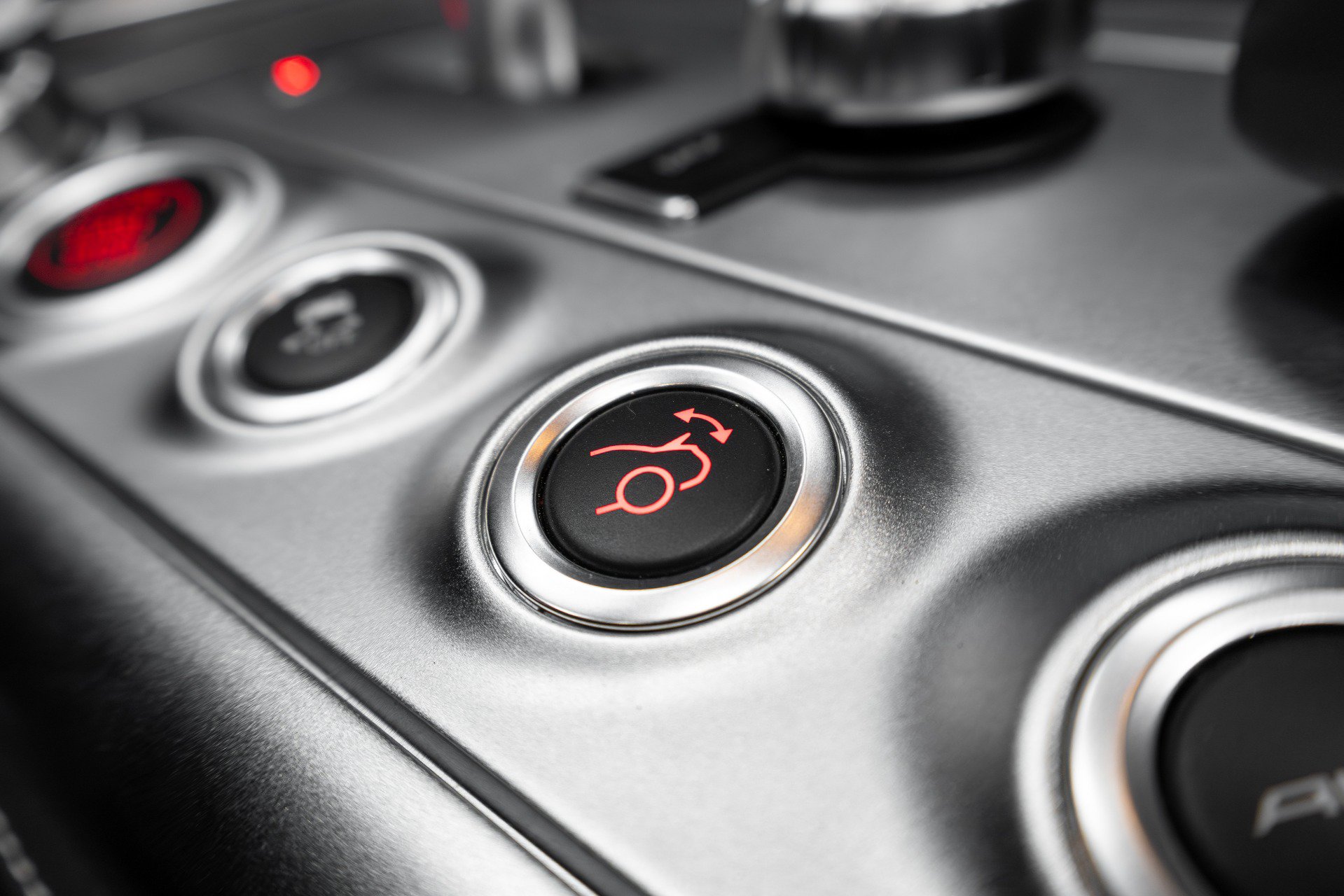 Used 2012 Mercedes-Benz SLS AMG Roadster image 59