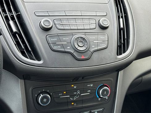 Used 2019 Ford Escape S image 23