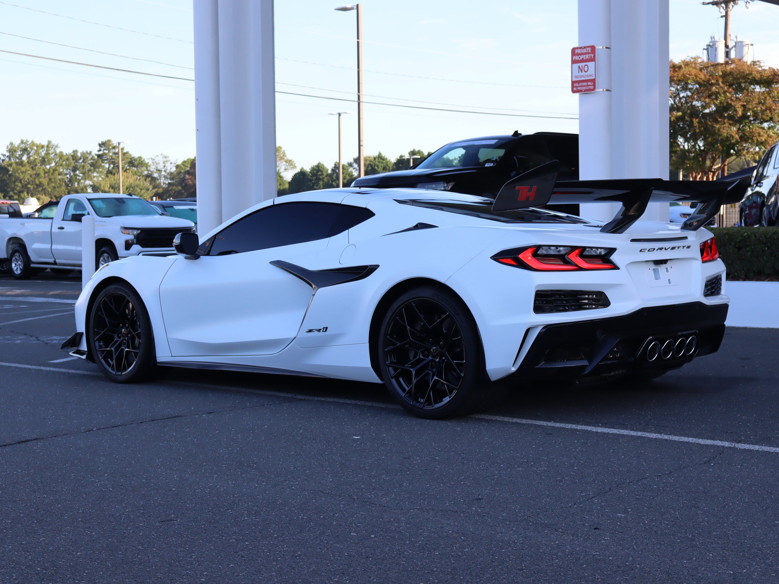 Used 2026 Chevrolet Corvette ZR1 w/ ZR1 Carbon Fiber Aero Package RWD image 8
