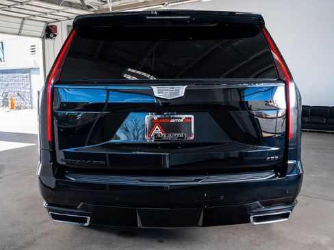 Used 2022 Cadillac Escalade Premium Luxury image 7