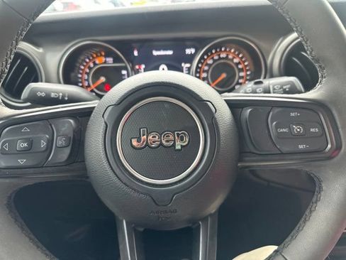Used 2023 Jeep Wrangler Sport AWD/4WD image 17