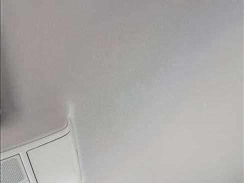 Used 2017 Volkswagen Passat 1.8T R-Line w/ R-Line Lighting Package image 15