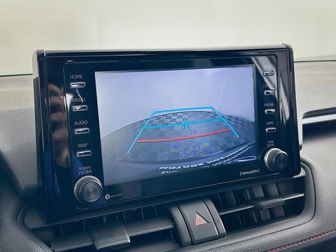 Used 2022 Toyota RAV4 SE w/ Weather & Moonroof Package image 36