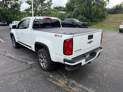 Used 2016 Chevrolet Colorado Z71 AWD/4WD image 2