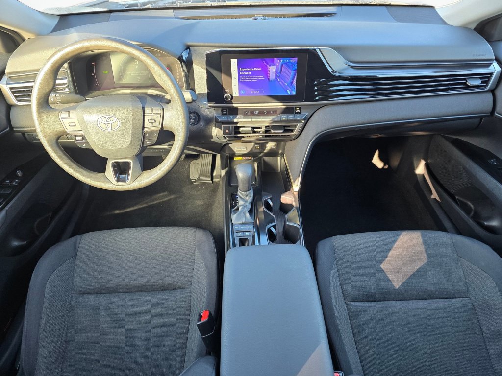 Used 2025 Toyota Camry LE FWD image 19