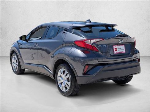 Used 2021 Toyota C-HR LE FWD image 8