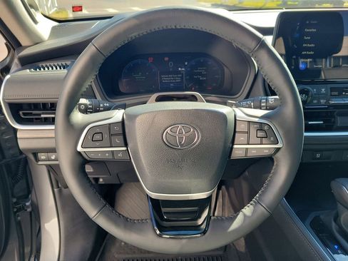 New 2026 Toyota Grand Highlander Platinum image 31