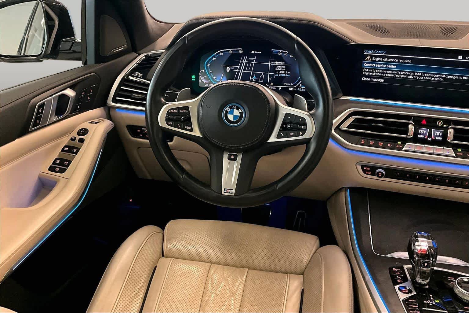 Used 2022 BMW X5 xDrive45e w/ M Sport Package AWD/4WD image 16
