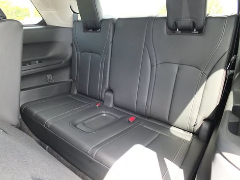 Used 2026 INFINITI QX60 Luxe w/ Cargo Package FWD image 21