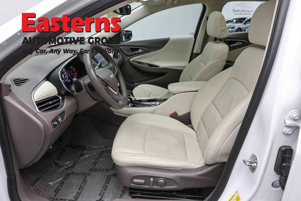 Used 2024 Chevrolet Malibu LT FWD image 14