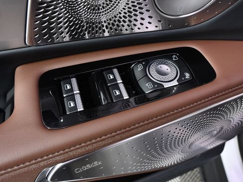 New 2026 Lincoln Nautilus Reserve AWD/4WD image 23