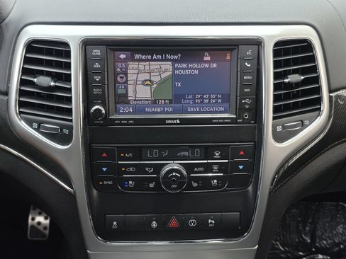 Used 2013 Jeep Grand Cherokee SRT8 AWD/4WD image 12